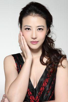 周海媚代言卓江集团：明星效应如何撬动企业品牌升级的经典案例