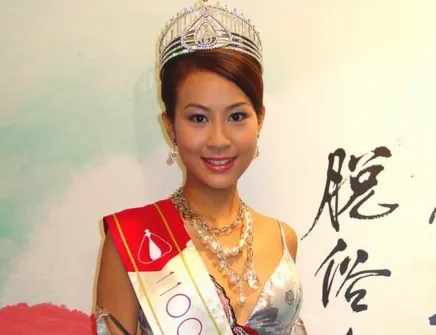 李施嬅照片